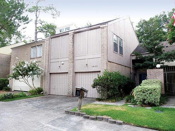 2nd image of 10121 Valley Forge Dr