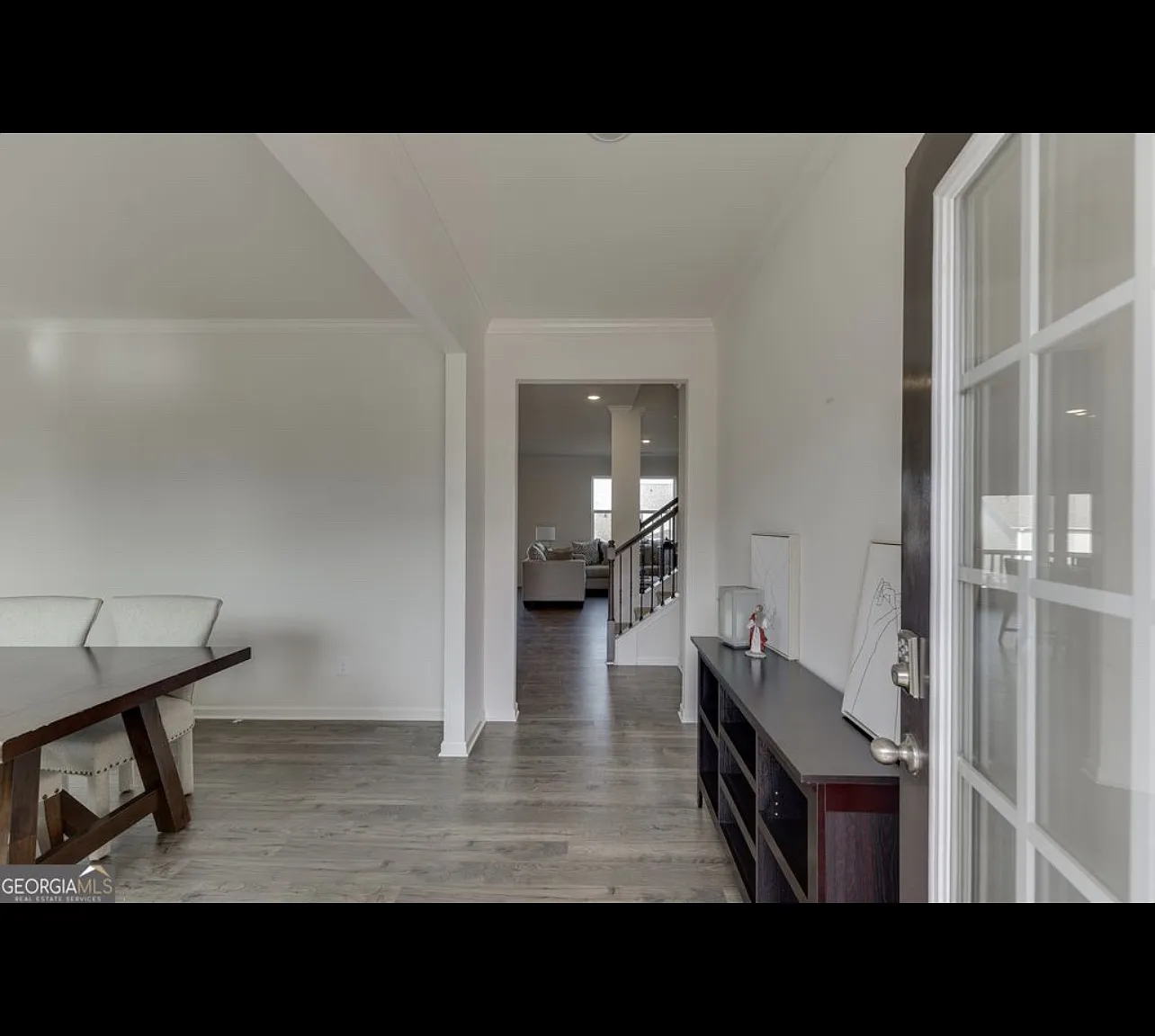 5 bed, 2644 sqft, $3,400 — Photo 2