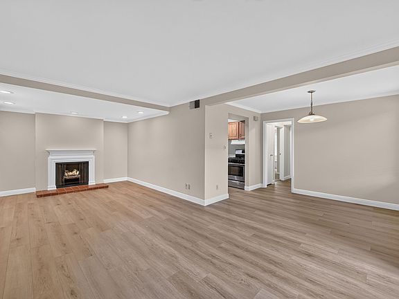 5th image of 1168 S Foothill Dr APT 622
