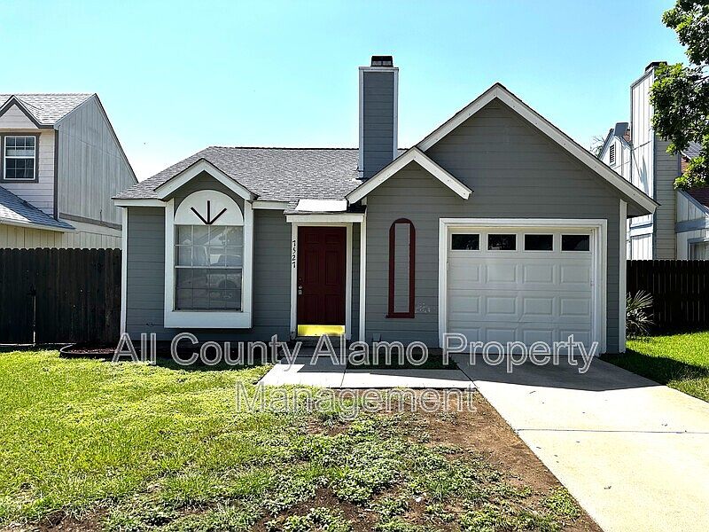 1st image of 7527 Alverstone Way