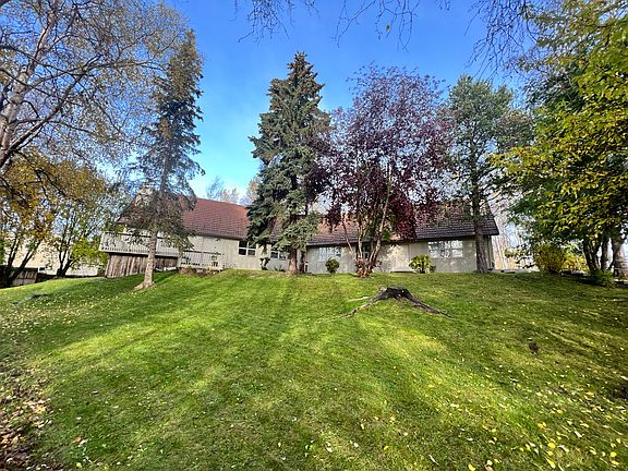 shared front yard