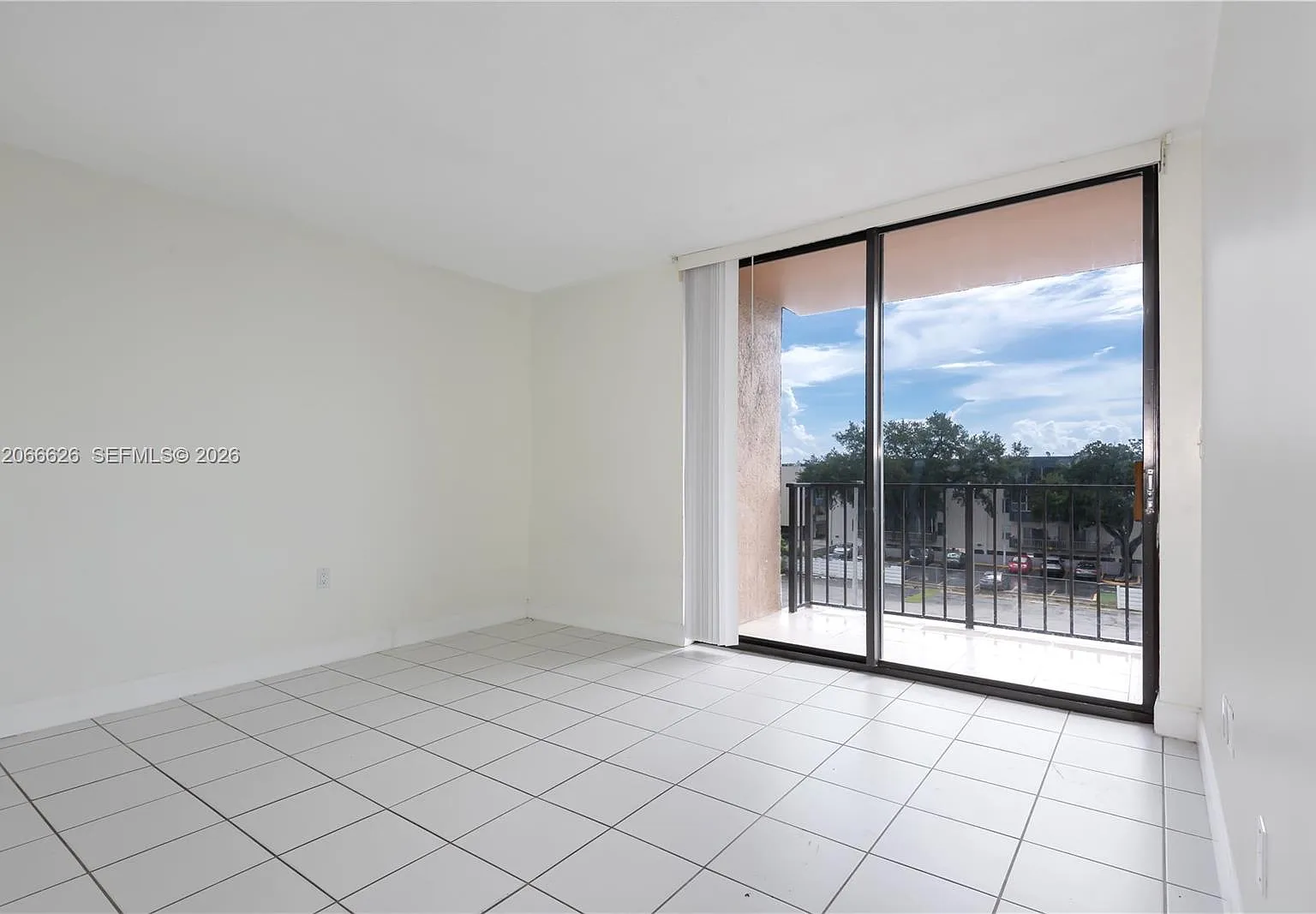 Windwood Condo — Photo 4
