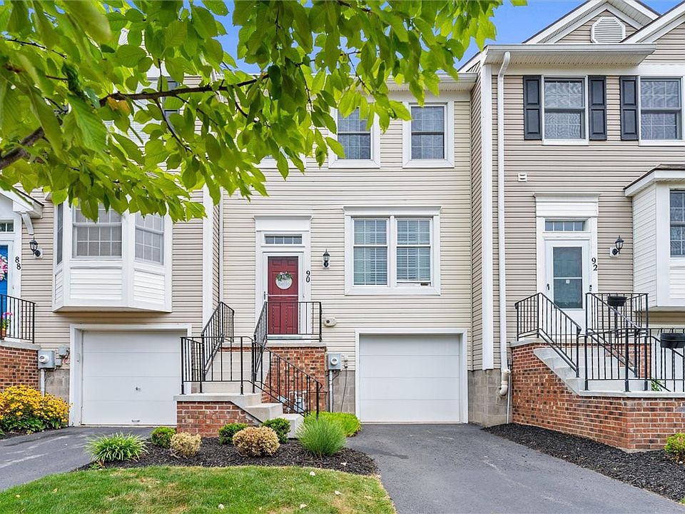 1st image of 90 Courtshire Ln