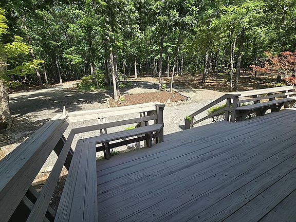 5th image of 2694 Tannenbaum Rd