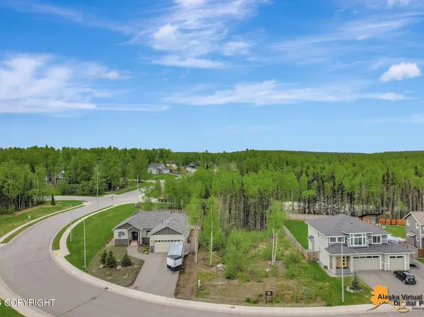 L2 Koso Dr, Eagle River, AK 99577