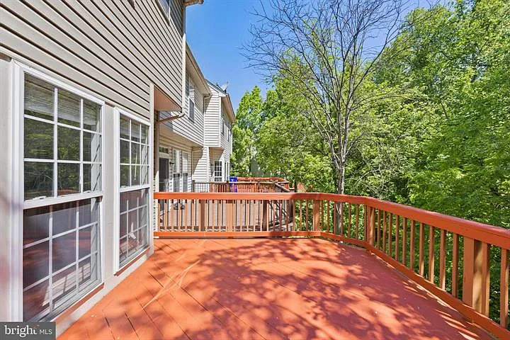 8880 Papillon Dr — Photo 16