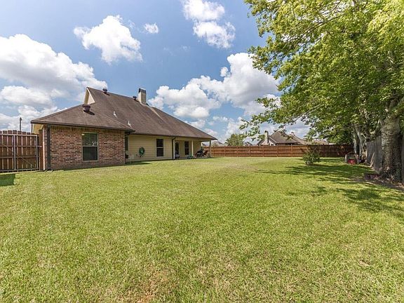 5th image of 202 Barksdale Dr