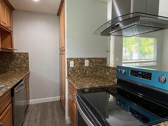4th image of 824 Gilchrist Dr APT 4