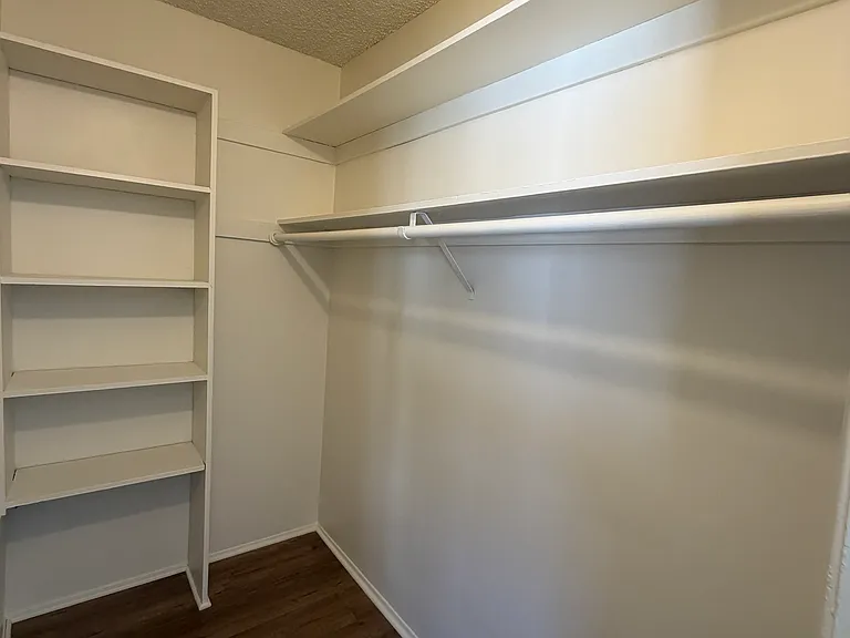 915 E Palmer Ave #24 — Photo 11