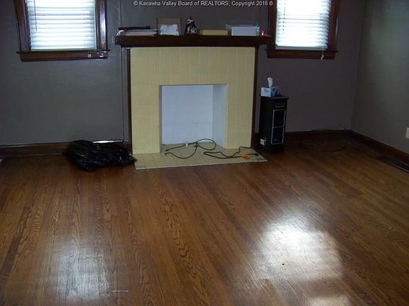 2nd image of 2919 Noyes Ave SE