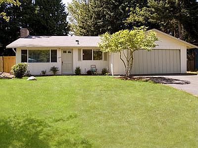 1st image of 4926 181st Pl SW