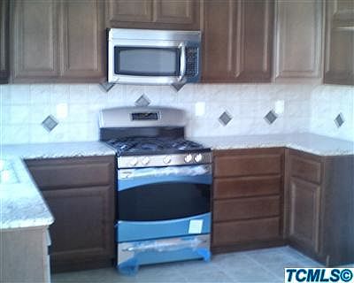 4th image of 3816 E Cherry Avenue SE