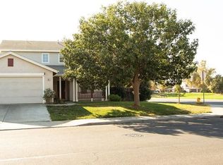 481 Red Robin Dr, Patterson, CA 95363