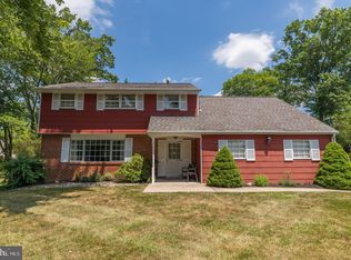 119 Hedgerow Pl, North Wales, PA 19454