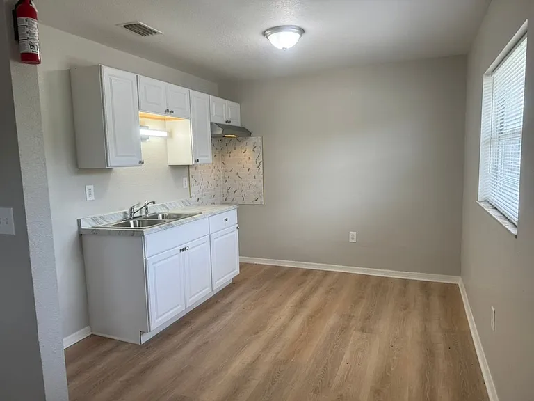 1020 Hagle Park Rd — Photo 9