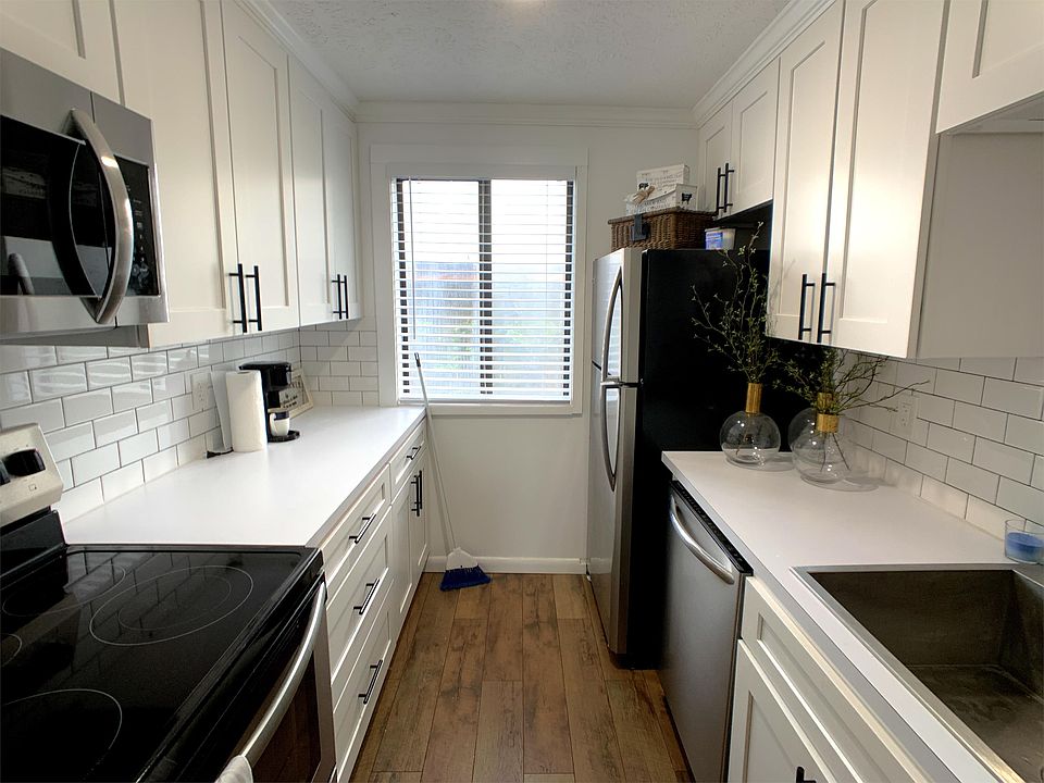 Kitchen - Full View