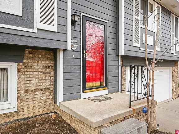 3rd image of 2308 Marilyn Dr
