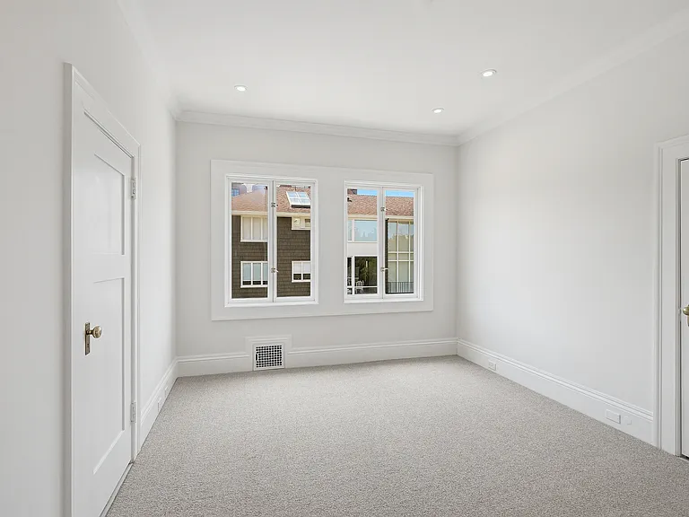 2998 Pacific Ave — Photo 47