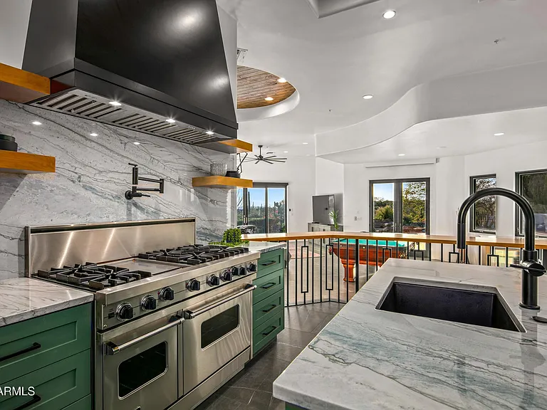 10029 E Calle De Las Brisas — Photo 22