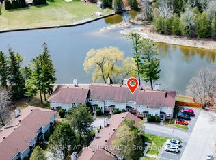 39 28th St S #17, Wasaga Beach, ON L9Z2E4