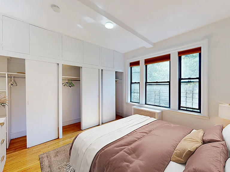 325 W 77th St #3A — Photo 3