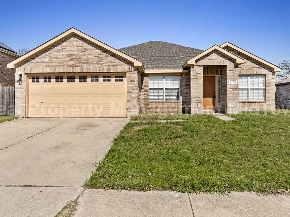1st image of 2205 Bolivar Dr
