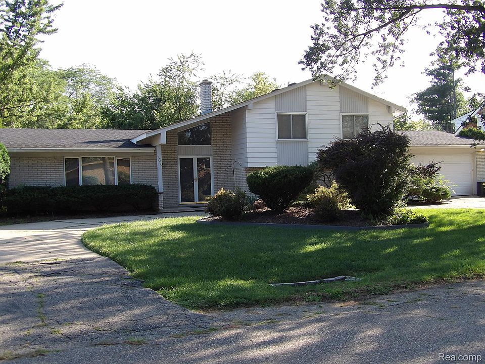 1st image of 19411 Starlane St