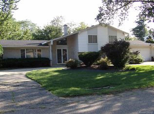 19411 Starlane St, Southfield, MI