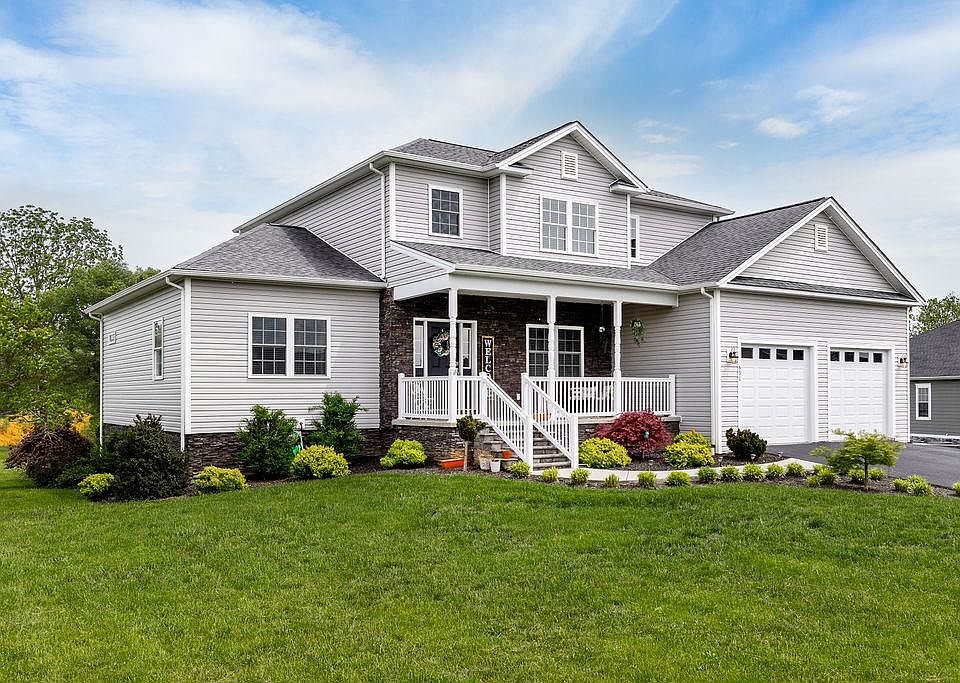 1st image of 651 Barrows Ct
