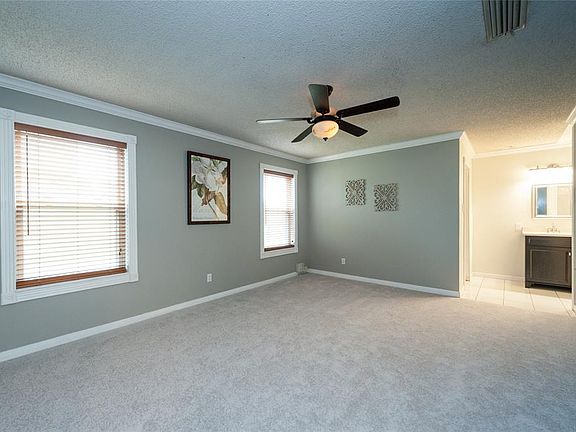 4th image of 3730 S Magnolia Ct
