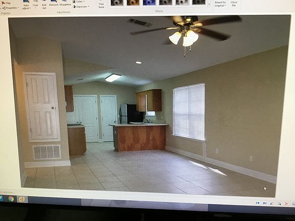 3rd image of 5839 Creek Station Dr
