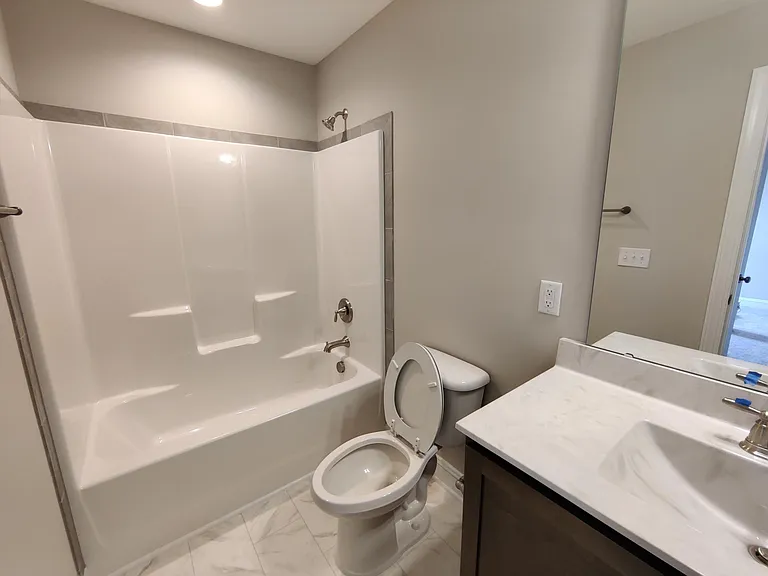 104 Wicklow Ct — Photo 15