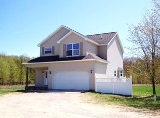 5462 Lakeview Ln, Alanson, MI 49706