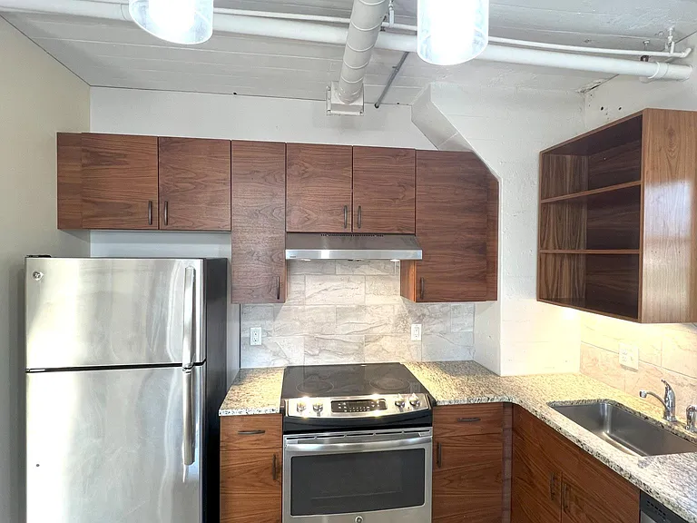117 Lofts — Photo 54
