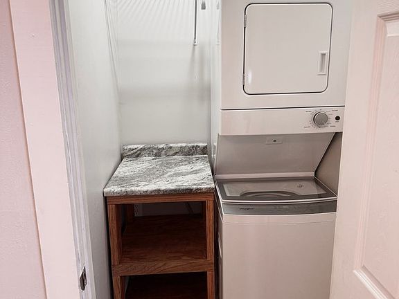 5th image of 507 Redbud Ln