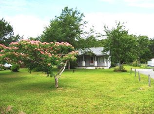 1372 Hibbs Rd, Newport, NC 28570