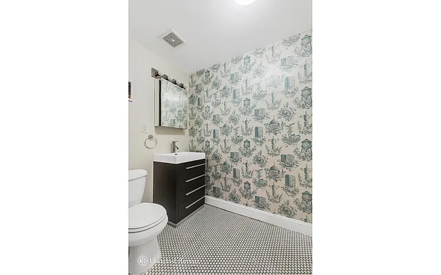 Sold by Douglas Elliman | media 6