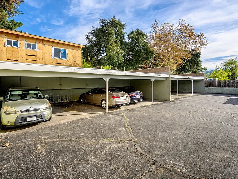 10230 Silverton Ave — Photo 22