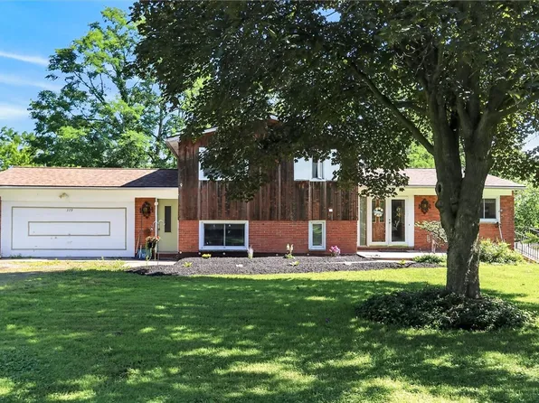 379 High Street Ext, Fairport, NY 14450