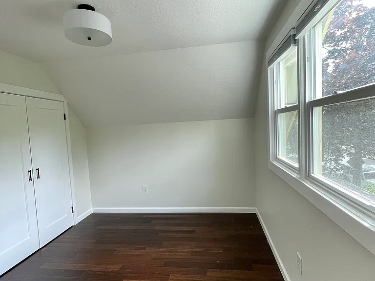 8032 N Oswego Ave — Photo 14
