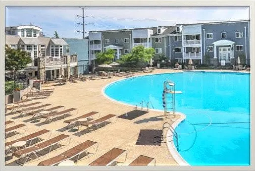 Association Pool (included)