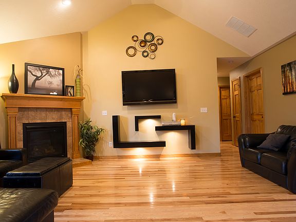Living Room- Hardwood Floors
