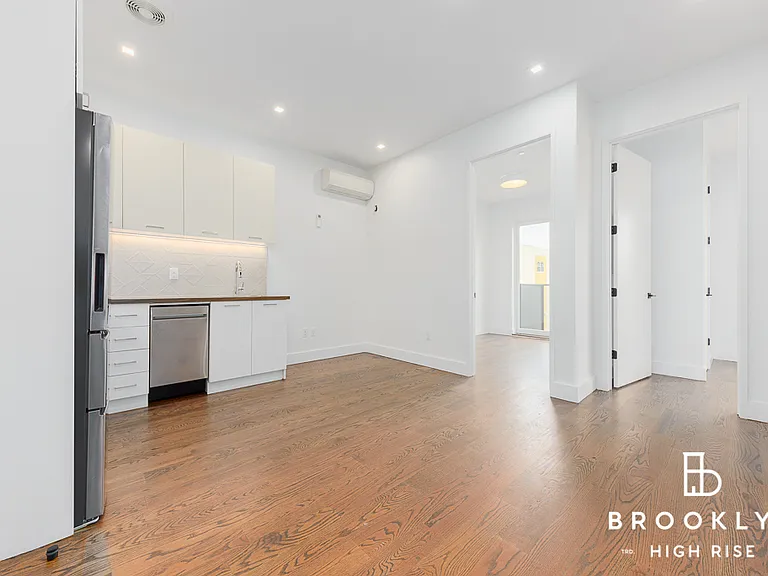 843 Dekalb Ave #5B — Photo 1