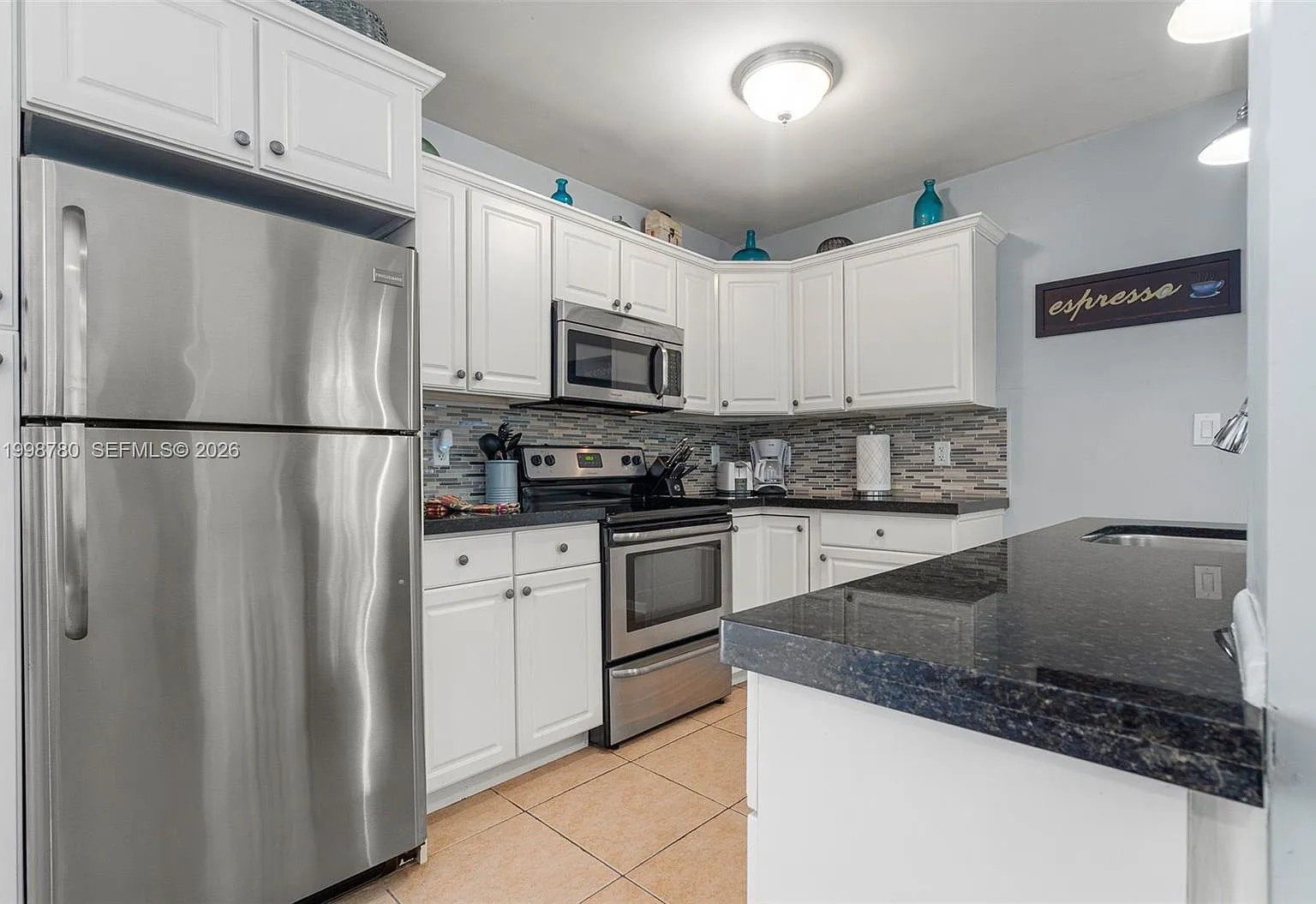 Lauderdale Beach Ext — Photo 4