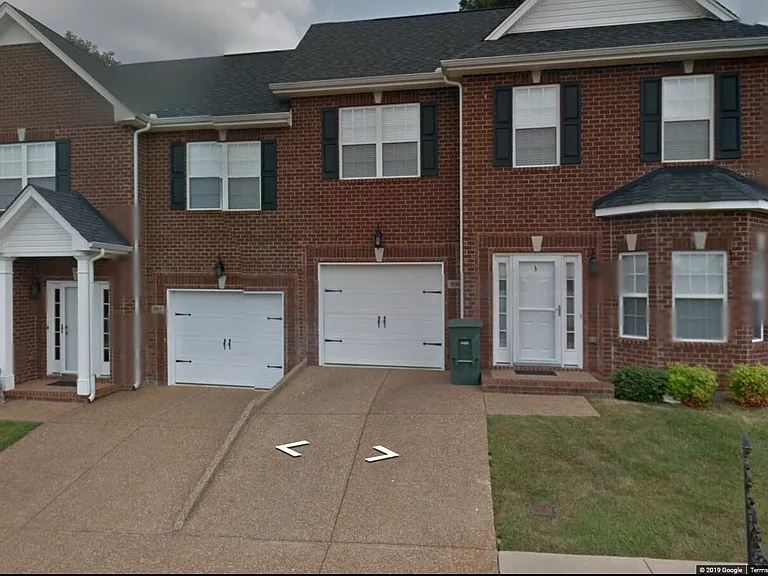 1000 Indian Ridge Cir #1000 — Photo 3