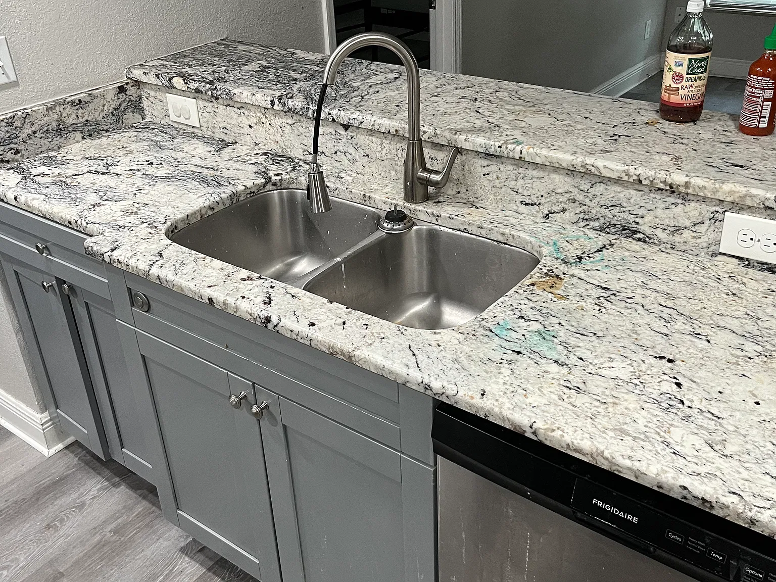 1 bed, 800 sqft, $1,379 — Photo 3