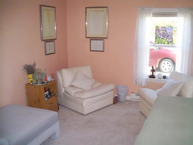 309 Sunnyview Ln — Photo 5