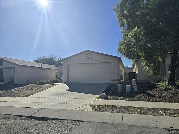 2nd image of 1851 W Horn Mesa Pl