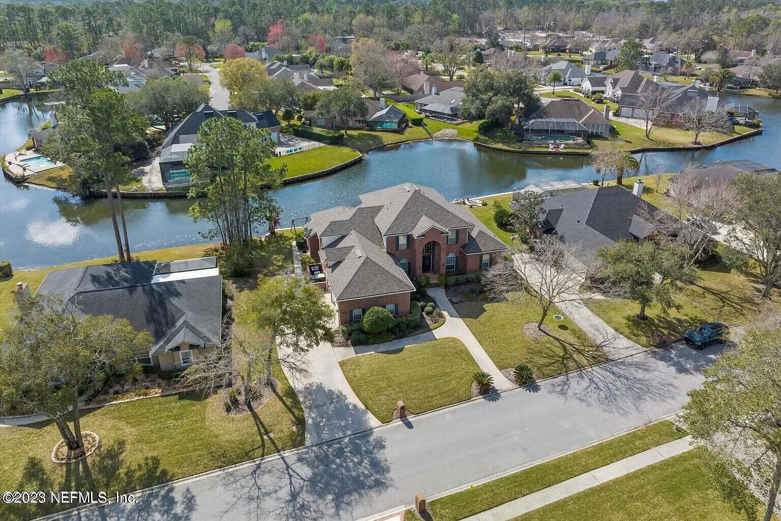 5 bed, 4.5 bath, 4769 sqft, $5,500 — Photo 3