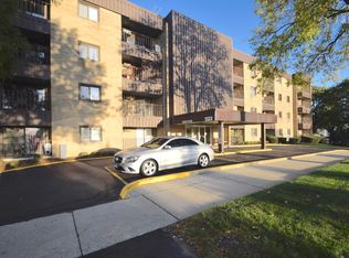 1133 S Finley Rd APT 106, Lombard, IL
